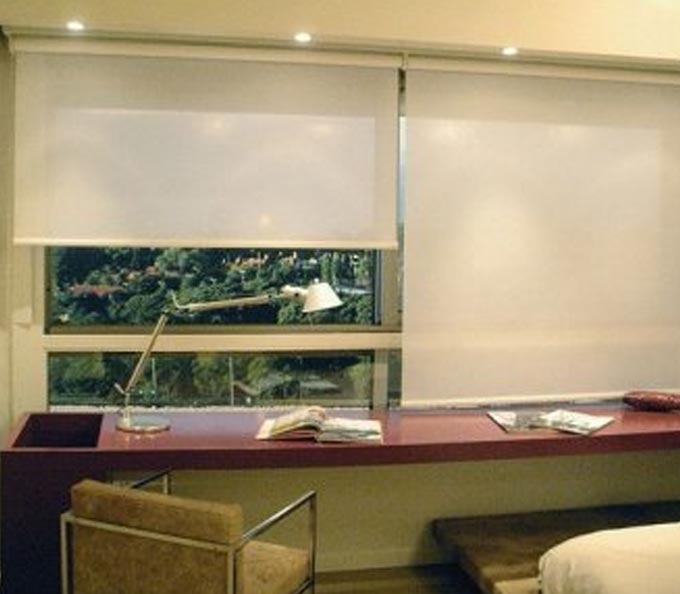 Aramaio Toldoak habitación con persianas